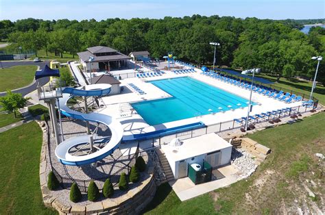 Pools | Lakewood Oaks Country Club