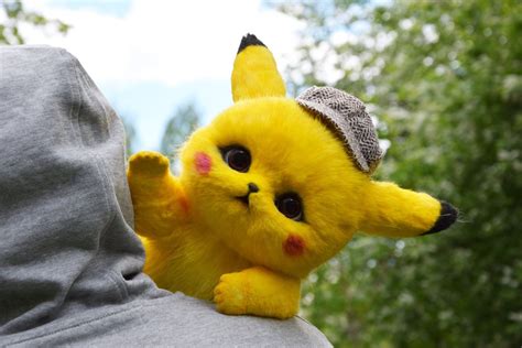 Detective Pikachu | Etsy Pikachu Cat, Pikachu Drawing, Pikachu Tattoo, Cute Kawaii Animals ...