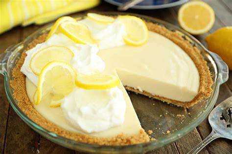 Easy Lemon Cream Pie - Southern Bite