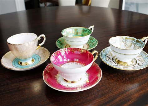 AM Dolce Vita: Vintage Teacup Collection