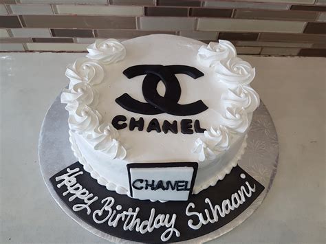 Chanel Birthday Cake - Rashmi's Bakery