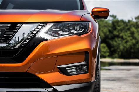 2017 Nissan Rogue SL Image. Photo 12 of 21