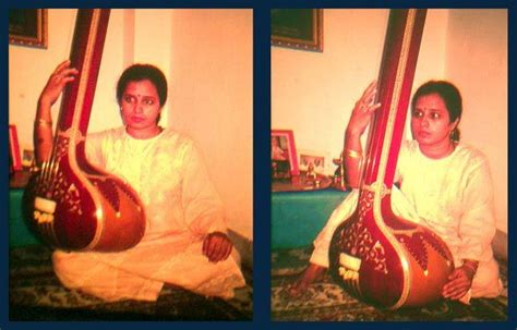 Tanpura playing technique - Toss Levy