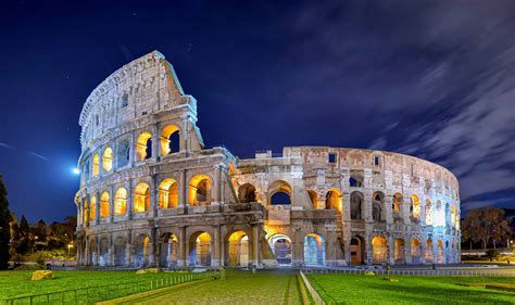 Colosseum at Night: All about visiting the Colosseum under the Stars