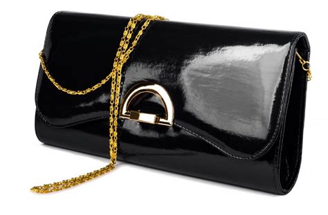 How Do I Choose the Best Clutch Purses? (with pictures)