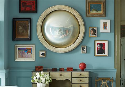 How to Decorate with a Round Mirror