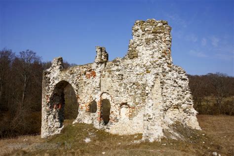 Aizkraukle Castle Ruins - gotobaltic.com