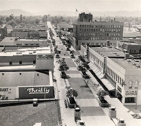 New Pomona Mall looking west along Second St. (1962) | California ...