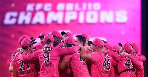 Watch highlights: Sydney Sixers make it back-to-back titles as James Vince stars in BBL 10 final