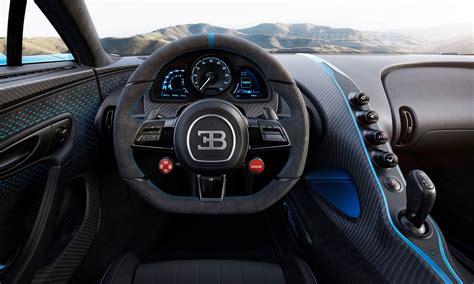 Bugatti Chiron Pur Sport is a 1 104 kW canyon carver