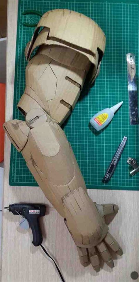 How To Make An Iron Man Suit - Do-It-Yourself Fun Ideas