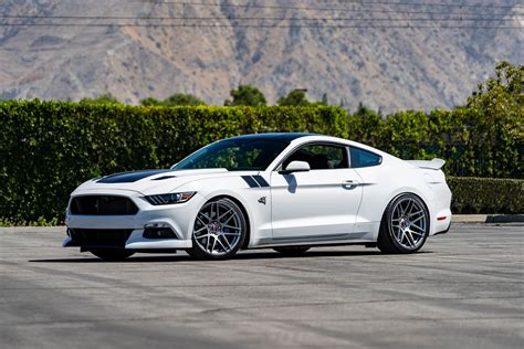 Ford Mustang S550 White Curva C300 Wheel | Wheel Front