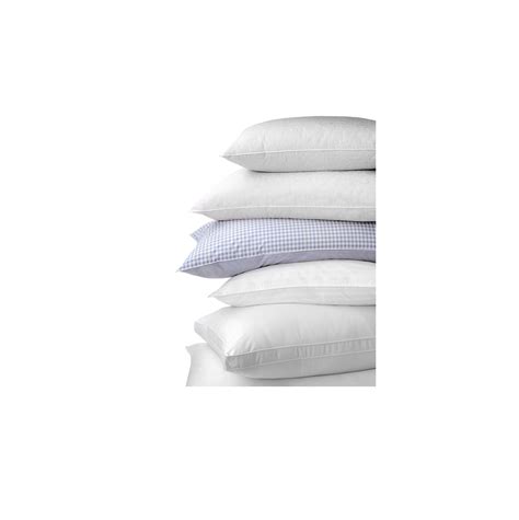 How to Fluff a Pillow | Real Simple