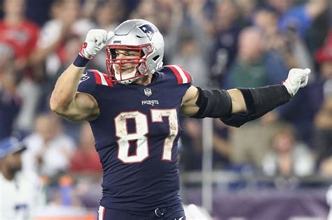 Arizona Wildcats in the NFL: Rob Gronkowski reaches milestone in ...