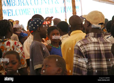 Refugees returning to South Sudan Stock Photo - Alamy