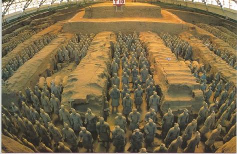 Tomb of Chinese Emperor Qin Shi Huang | Places I want to be | Pintere…