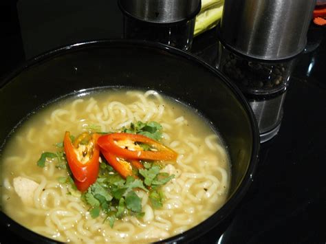 Top 10 Improvised Maggi Recipes | 10 Experimental Maggi Recipes