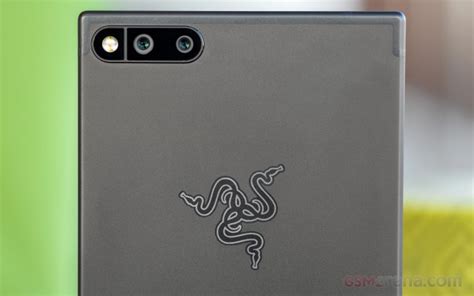 Razer Phone will see camera improvements over the next few weeks ...