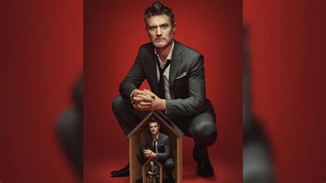 Tom Chambers (actor) Children: Does Tom Chambers have kids? - ABTC