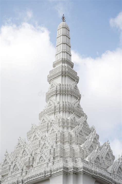 White Pagoda at Gate of Sak Chaisit of Grand Palace, Bangkok Stock ...