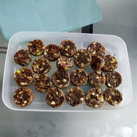 Khajur dryfruits mithai (500 gm khajur+ 500 gram dry fruits, mix well over stove on low flame ...