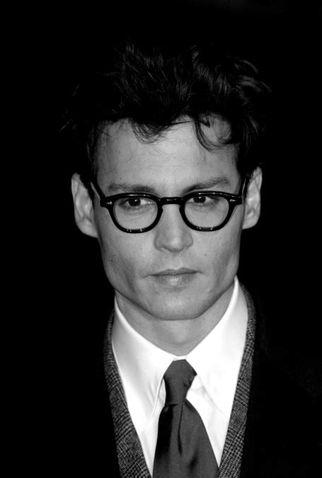 Johnny Depp Pictures: Johnny Depp Black and White Pics