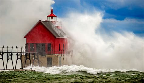 Visit Pentwater - Grand Haven Lighthouse and Pier on Lake Michigan