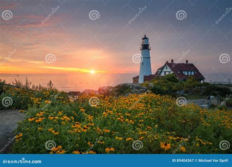 Portland Head Lighthouse Sunrise Stock Image - Image of fort, light ...