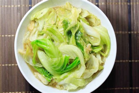 Quick and Easy Chinese Cabbage Stir Fry Recipe - IzzyCooking