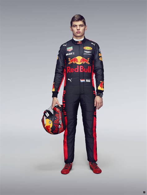 Max Verstappen outfit | Max verstappen, Red bull racing, Racing