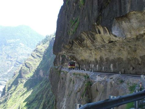 12 Dangerous Roads in India that could Kill You