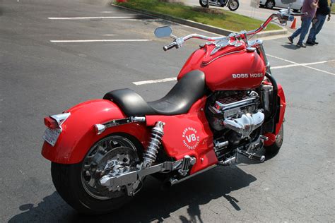 File:Boss Hoss V8 motorcycle.jpg - Wikimedia Commons