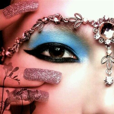 Weird makeup | Beauty | Pinterest