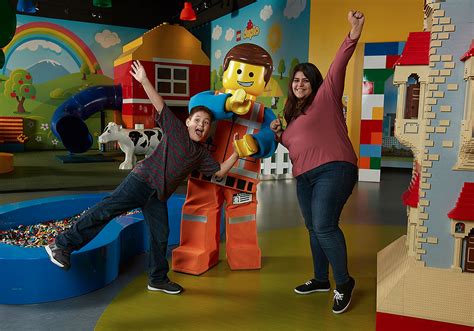 Hunt for the Golden Treasure at Legoland Discovery Center Chicago in ...