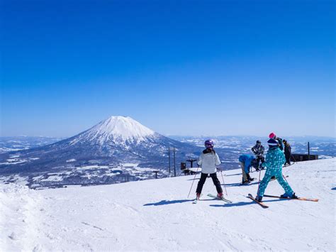 Airport Transfers to Ski Resorts in Japan