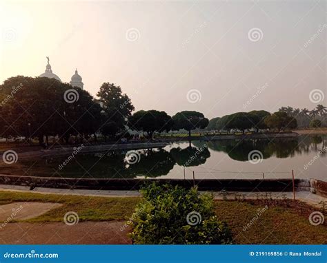 Inside the Park at Victoria Memorial Hall in Kolkata Stock Photo ...