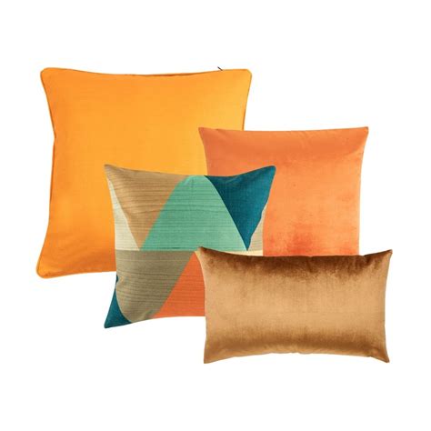 What colour cushions for your sofa | Australia | Simply Cushions