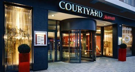 Courtyard Munich City Center | City center hotels, Courtyard marriott, Courtyard