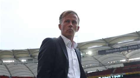 Wolfsburg sack Andries Jonker after seven months in charge | Football News | Sky Sports