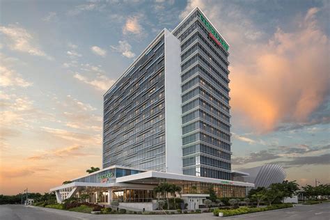 COURTYARD BY MARRIOTT ILOILO - UPDATED 2020 Hotel Reviews & Price ...