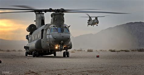 RAF Chinook Helicopters - a photo on Flickriver