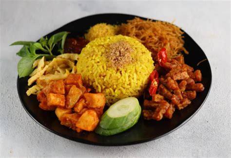 Cara Membuat Nasi Kuning Rice Cooker - Homecare24