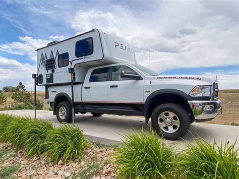 5 Lightweight Truck Campers With Bathrooms | Lightweight truck campers, Slide in truck campers ...