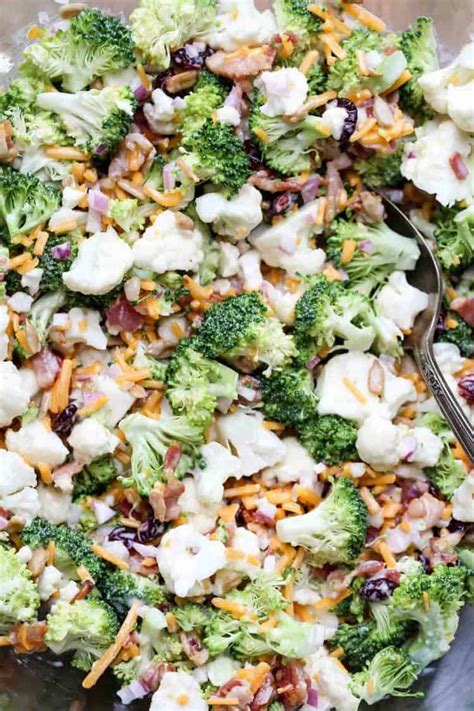 Broccoli Cauliflower Salad With Bacon And Sunflower Seeds - Broccoli Walls