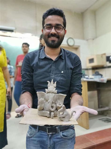 Shadu Mati Clay Ganesha Idol Making - Grahin Art Institute