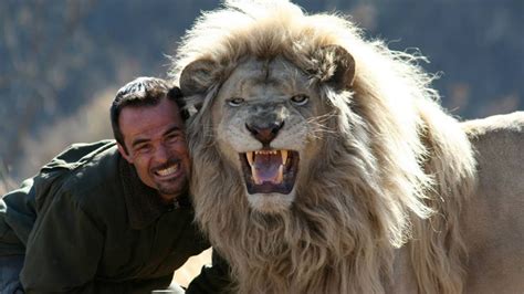 Lion Man: Kevin Richardson | South Africa - YouTube