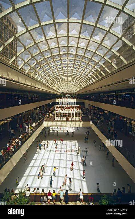 Galleria I Ice Skating Rink, Houston, Texas, USA Stock Photo - Alamy