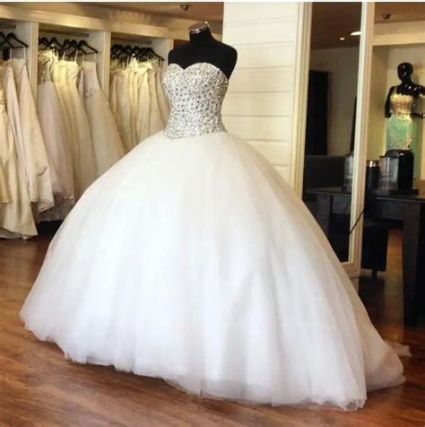 2015 Luxury Crystal Ball Gowns Sparkly Rhinestone Beaded Corset ...