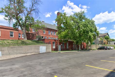 Columbian School Apartments - Omaha, NE 68105