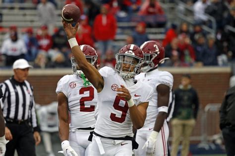 Alabama survives Ole Miss to return to win column